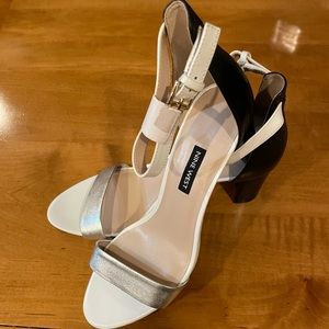 Nine West Heeled Sandal size 9.5 US